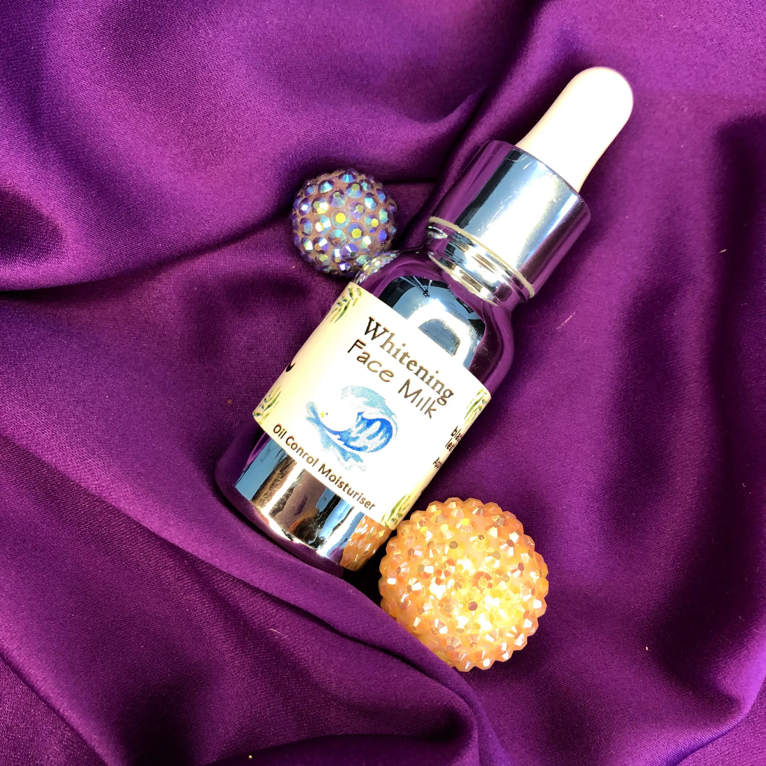 33288 milk whitening cream application