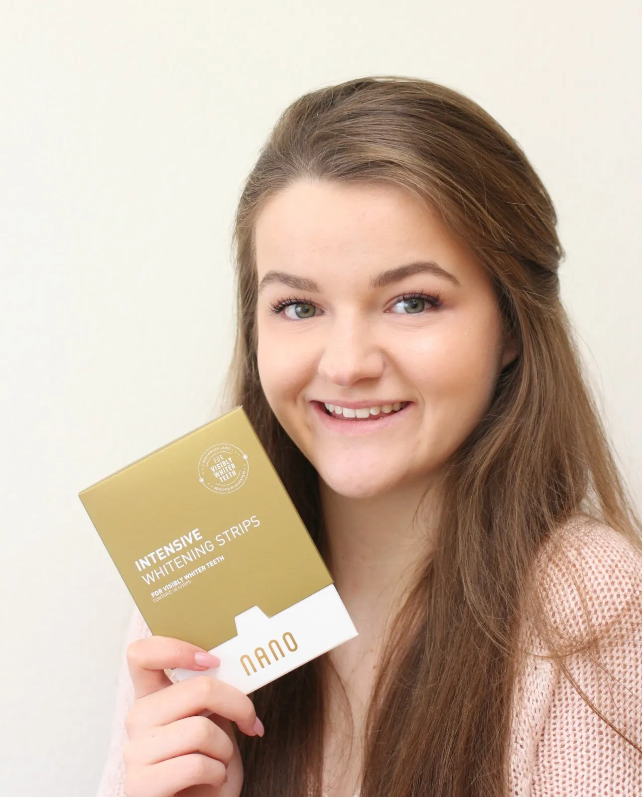 33298 white smile lifestyle