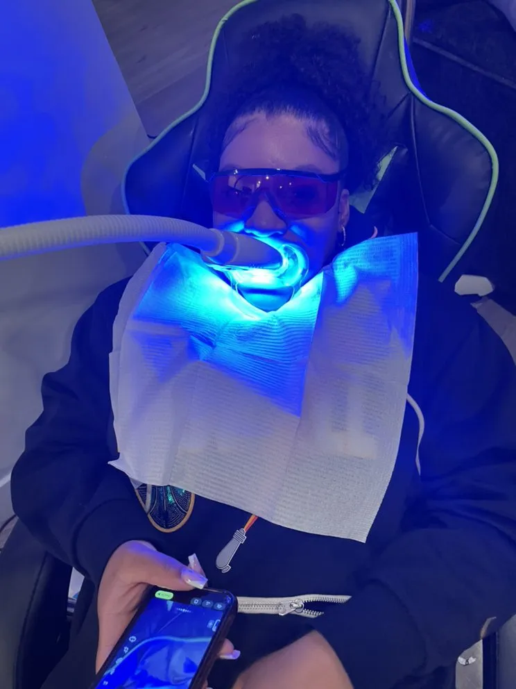 33507 take home teeth whitening kit