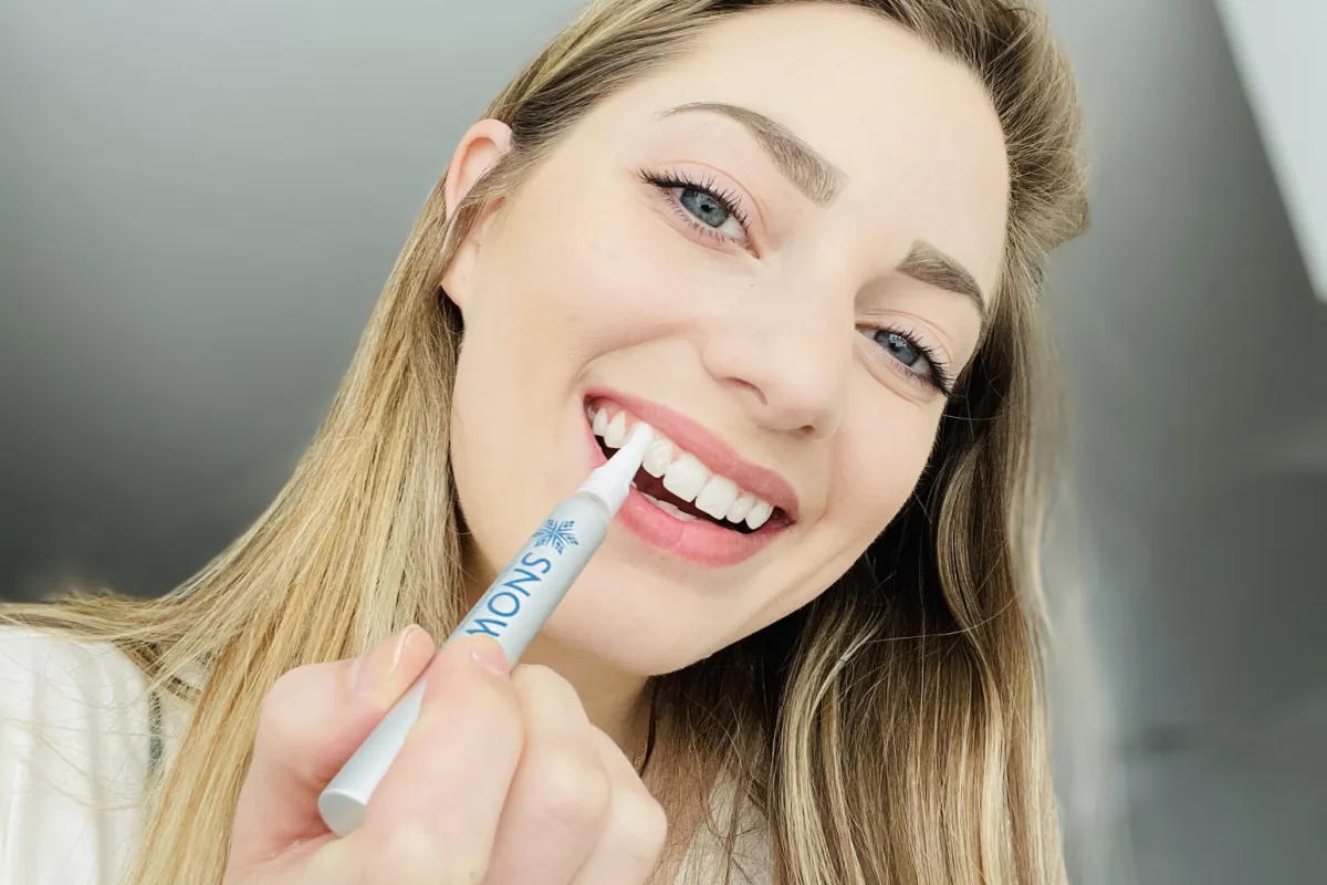 33615 snow teeth whitening comparison