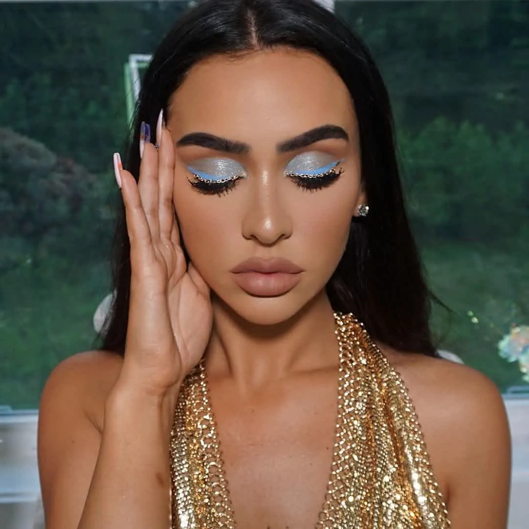 33681 whitening lightning lip products