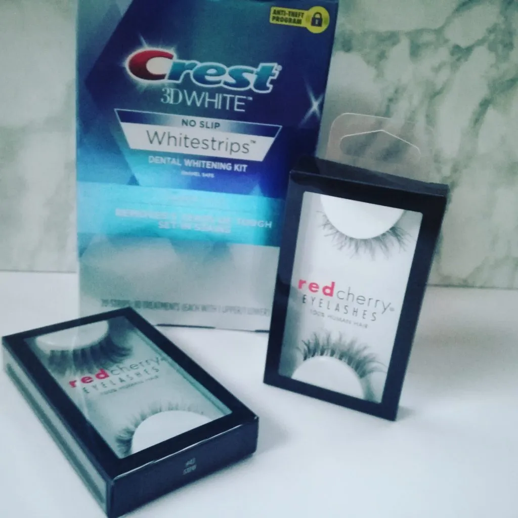 33698 crest whitening strips application